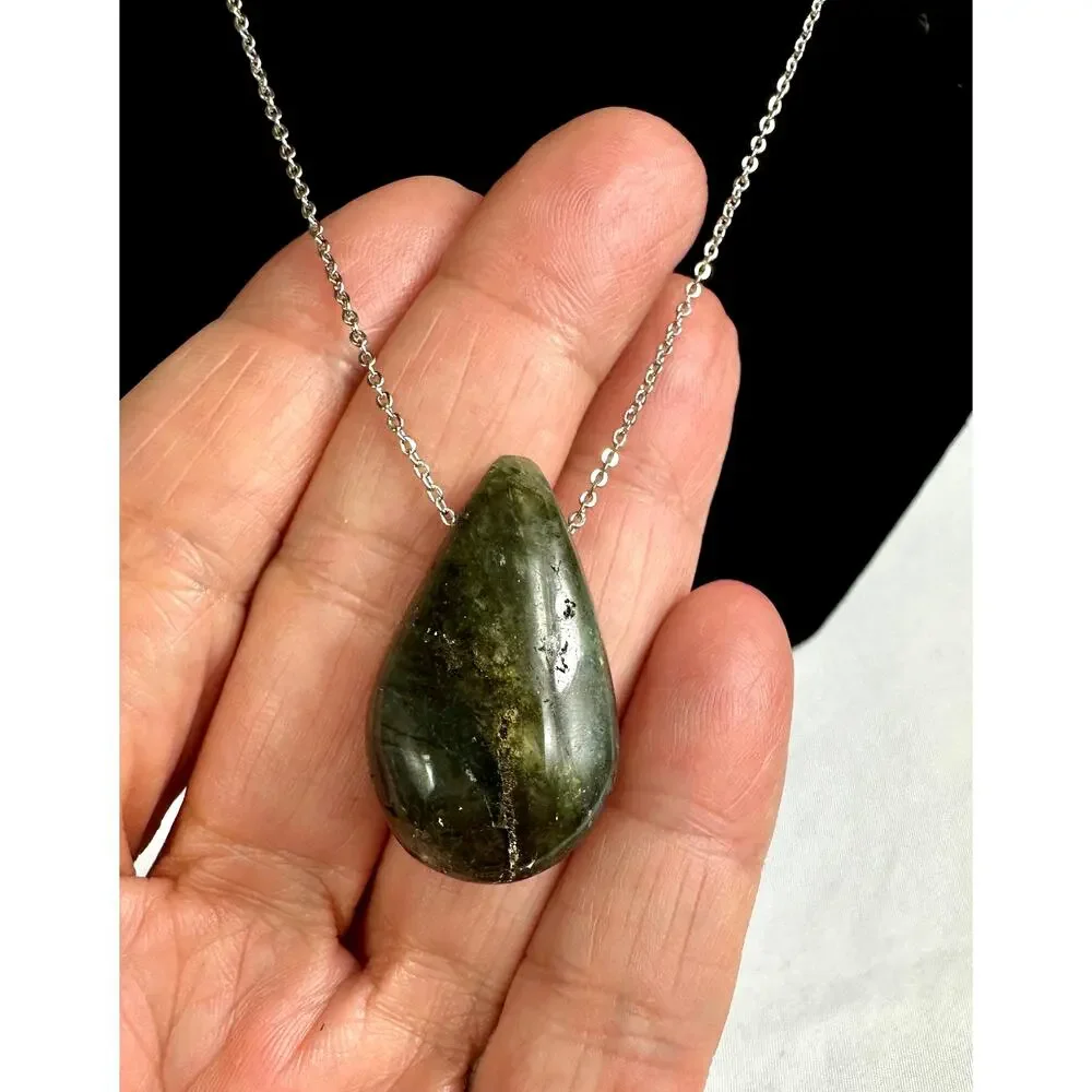 Blue Flash Labradorite Teardrop Pendant Necklace 18K Gold Plated Chain Natural